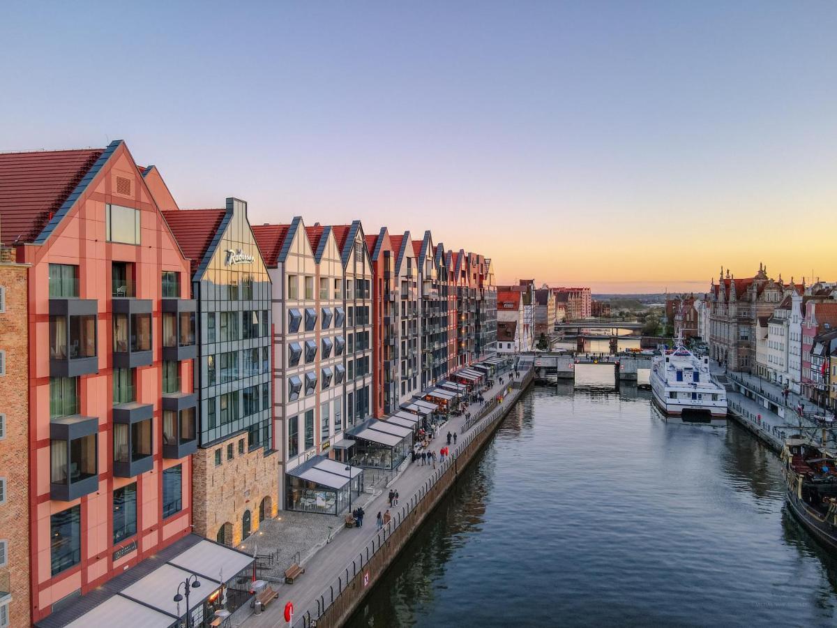 Rent Like Home - Deo Plaza Wyspa Spichrzow Gdańsk Buitenkant foto