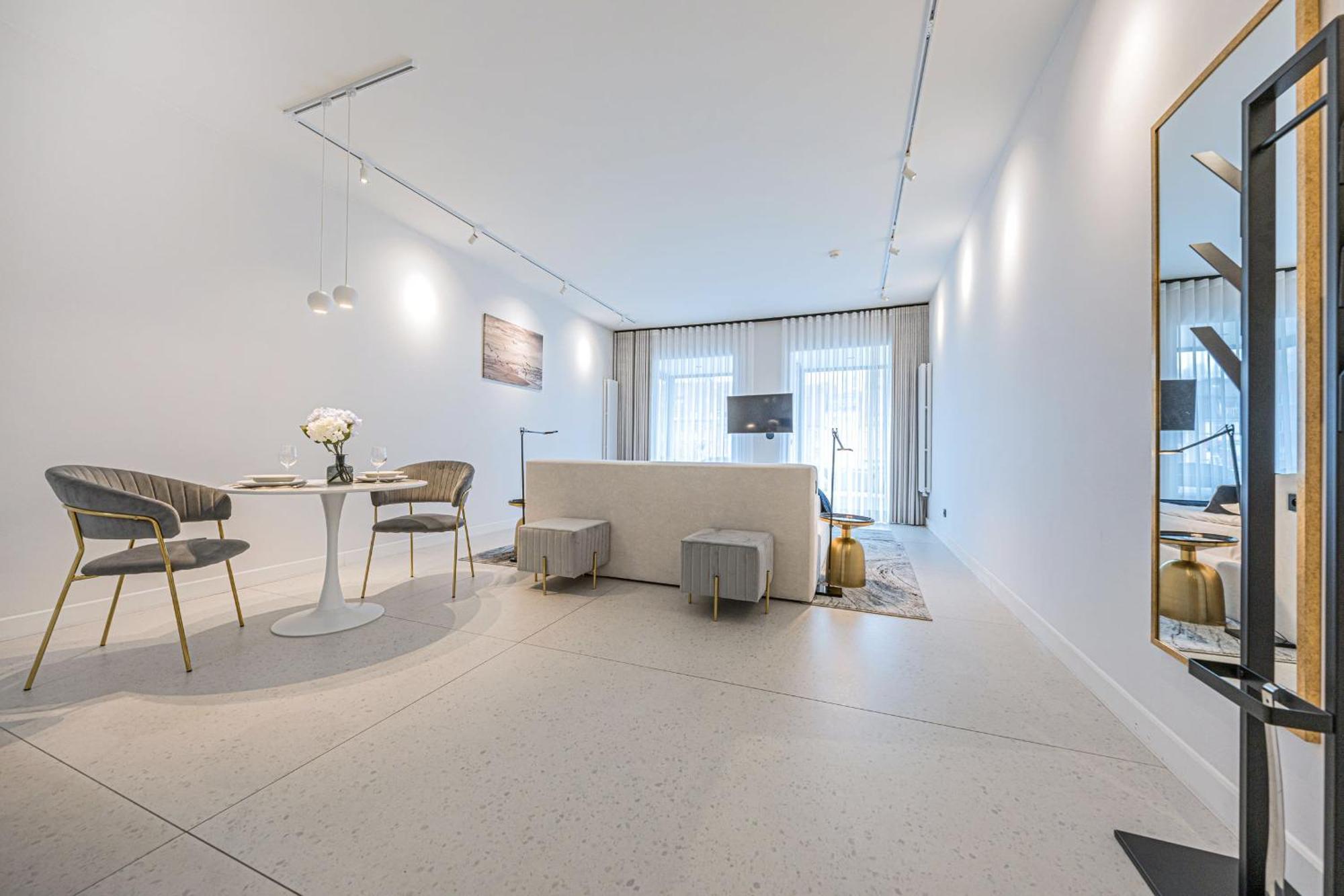 Rent Like Home - Deo Plaza Wyspa Spichrzow Gdańsk Buitenkant foto